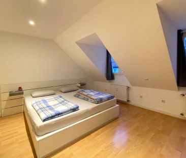 Wunderschöne 3-Zimmer-Maisonettewohnung mit Altbaucharme im Zentrum... - Photo 6