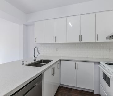 For Lease - 1915A Queen Street, Toronto, Ontario - Photo 5