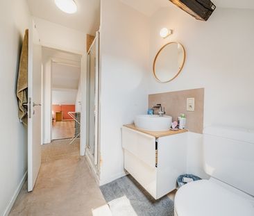 Room at Rue Charles Quint 55 - Photo 5