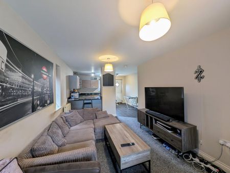 2 bedroom terraced house to rent - Photo 2