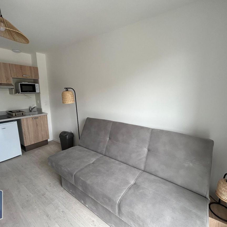 Location Appartement 1 pièce 18m² LA ROCHELLE 17000 - Photo 1