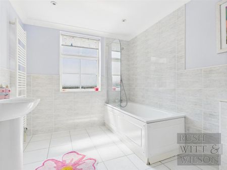 4 bedroom terraced house to rent - Photo 5