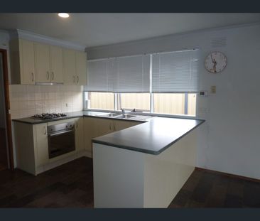4 Doubell Court, Mill Park, Vic 3082 - Photo 1
