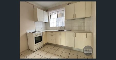 Second Floor Apartment - Photo 5