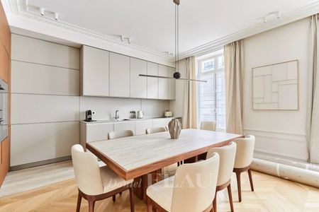 Appartement à louer à Paris 8Ème - Photo 3