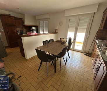 Location Maison 4 pièces 119m² GOND PONTOUVRE 16160 - Photo 5