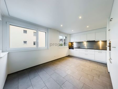 Luxurious 4.5-room apartment in Laufen - Photo 3