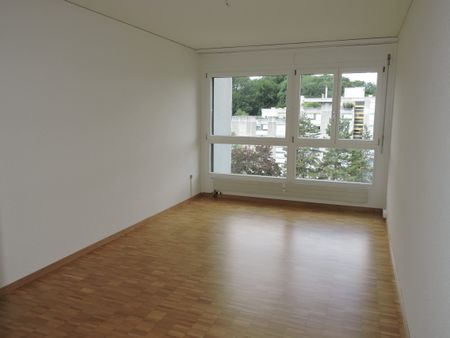 4.5 Zimmer, 98 m², 5. Stock - Photo 3