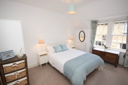 Gloucester Lane, New Town, Edinburgh - Photo 2