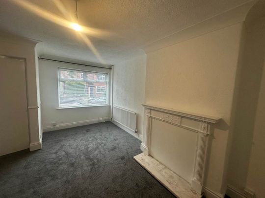 Norman View, Kirkstall, Leeds - Photo 1