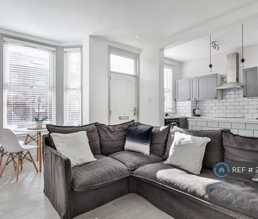 4 bedroom terraced house to rent - Photo 5