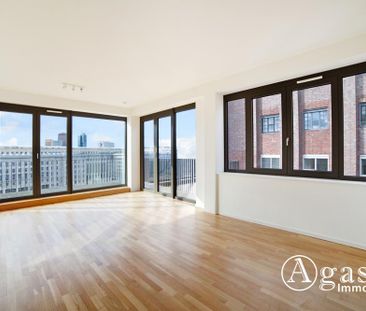 Helle 3 Zimmer Dachgeschosswohnung mit ca. 88m², EBK, Fußbodenheizu... - Photo 1