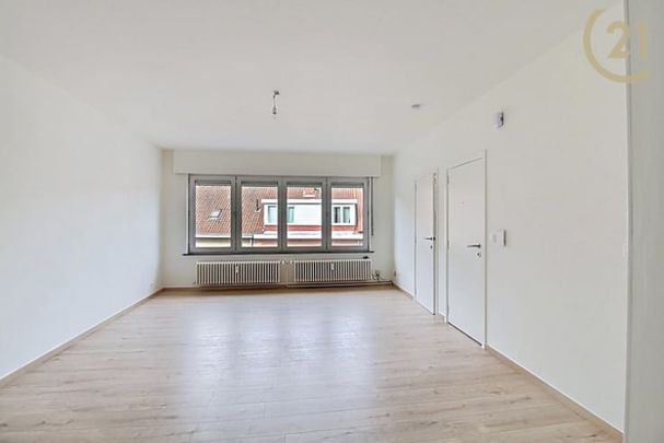 Appartement te huur - Photo 1