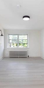 15 HUBBARD BLVD. #15 - RENOVATED STUDIO/1BATH, LAUNDRY, STEPS TO BEACH - Photo 4