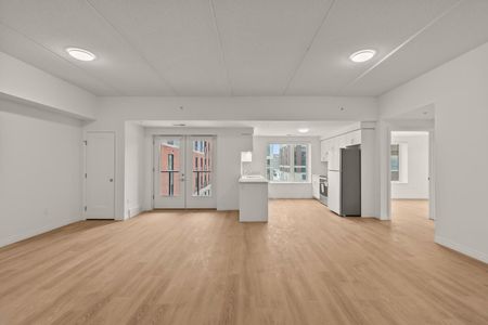 For Lease - 351 Hill Street Unit# 315, London East, Ontario - Photo 2