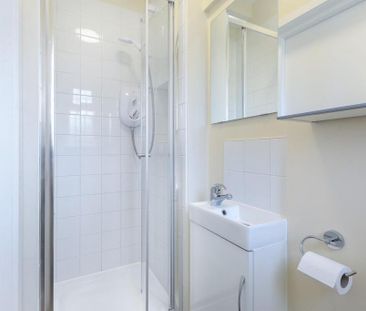 Studio to rent - Photo 6