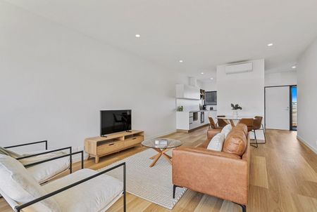 Brand New Townhouse in Convenient Sorell Location - Photo 5