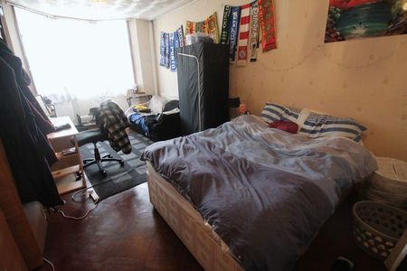 5 bedroom semi-detached house to rent - Photo 3