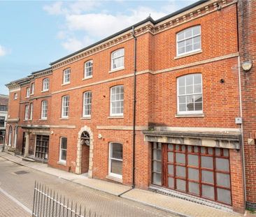 A lovely modern one bedroom flat close to the train station and cit... - Photo 6