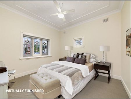 Three Bedroom with Study House in South Hurstville - Photo 5