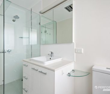 6 Cynisca Court, Wheelers Hill VIC 3150 - House For Rent | Domain - Photo 5