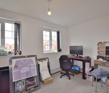 3 bedroom semi-detached house to rent - Photo 6