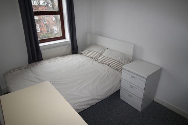 2 Bedroom Apartment - Photo 1