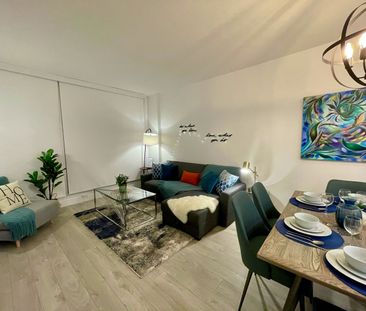 2 bed + den/2 bath at Ellis Parc - Photo 3