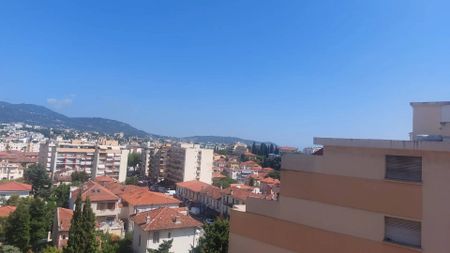 NICE - ST SYLVESTRE - STUDIO DE 38m2 - TERRASSE - Photo 5