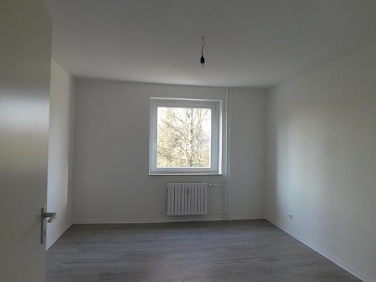 Komplett renovierte Wohnung mit Dusche ! - Foto 1