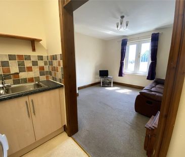 2 bedroom flat to rent - Photo 6