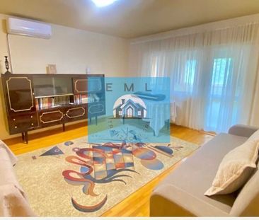 Inchiriez ap.160 mp 3 camere+ mansarda+,gradina la 200m de lac Snagov - Photo 5