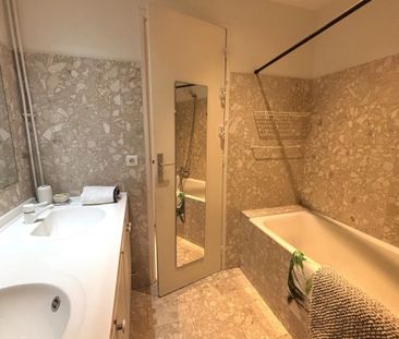 RARE-T2 location longue durée Cannes Banane avec balcon+garage - Photo 2