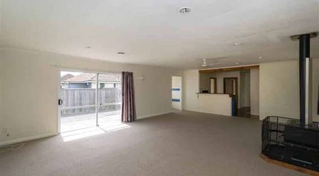 Good Vibes and Great Location on Maxwell Road - Photo 3