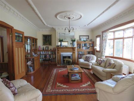 Stunning 3 Bedroom Fully Furnished Villa - ... - Photo 3
