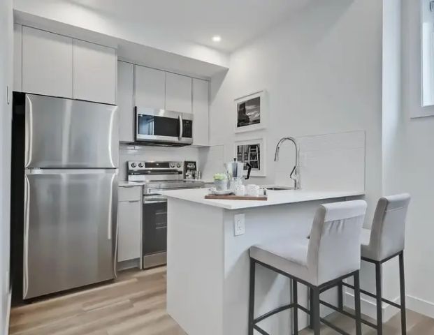 Highland Park | 453 35 Avenue Northwest, Calgary - Photo 1