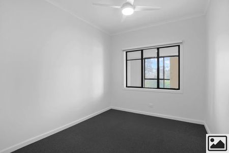 Renovated Family home with plenty of space - Photo 3