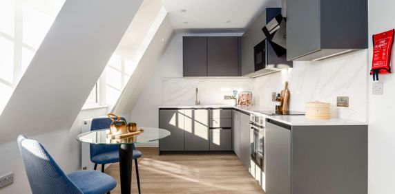 Park Street Room 1 - Photo 2