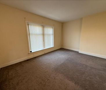 4 bedroom detached house to rent - Photo 4