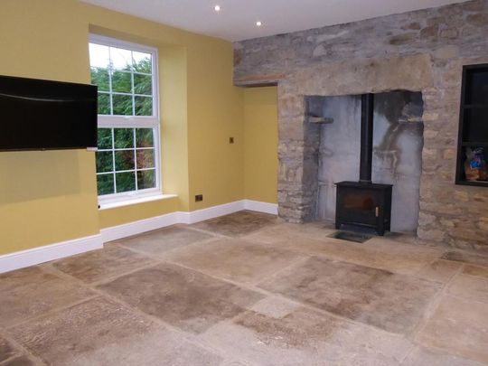 3 bedroom farm house to rent - Photo 1