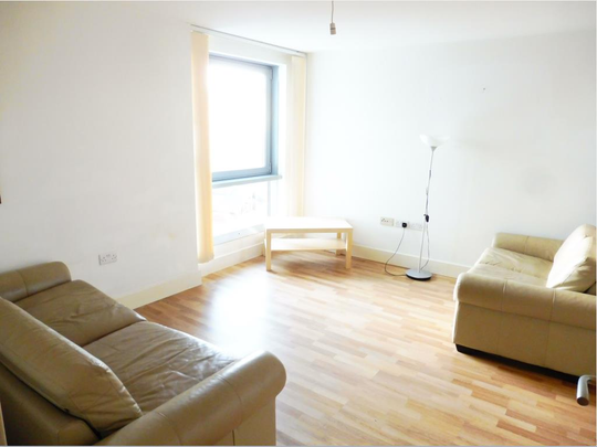 Golate Court, CARDIFF - Photo 1