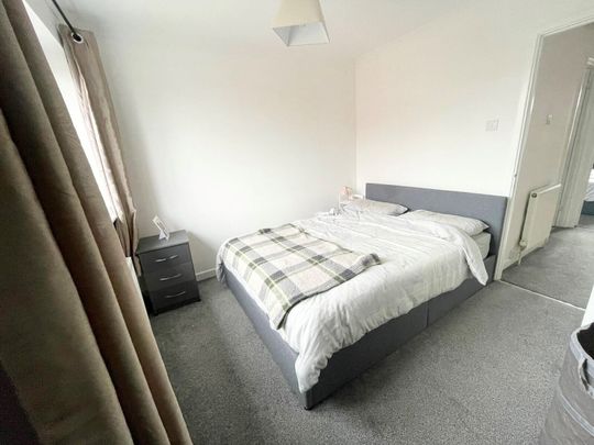 Lysley Close, Chippenham - Photo 1