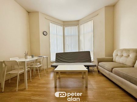 Newport Road, CARDIFF - Photo 3