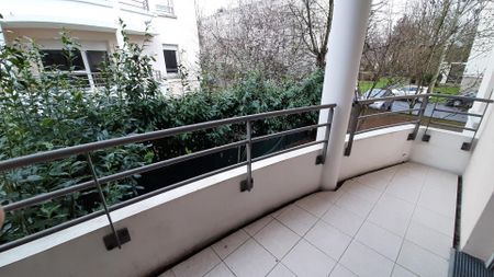 location Appartement T3 DE 65.12m² À PLESSIS TREVISE - Photo 2