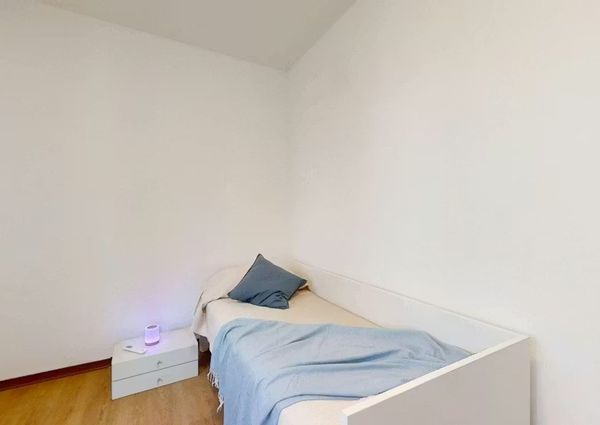 Via Cernaia, Padova, Veneto 35141