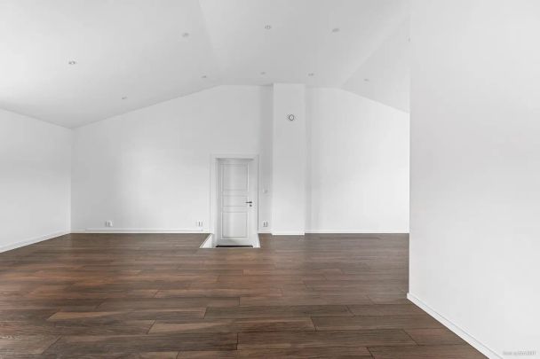 Runvägen, Järfälla - Photo 1