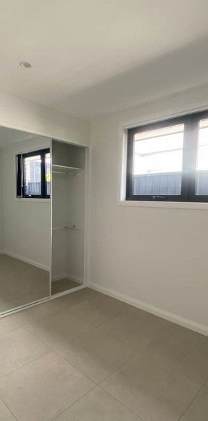 Near New One Bedroom Granny Flat - Photo 1