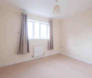 4 bedroom terraced house to rent - Photo 3
