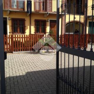Monolocale in affitto - Photo 1
