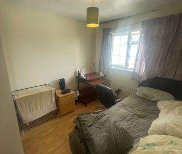 3 Rugby Court, Belfast BT7 1PN - Photo 6